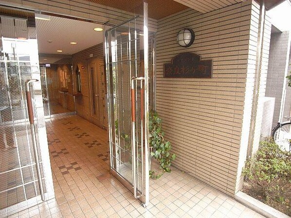 奈良駅 徒歩9分 4階の物件外観写真